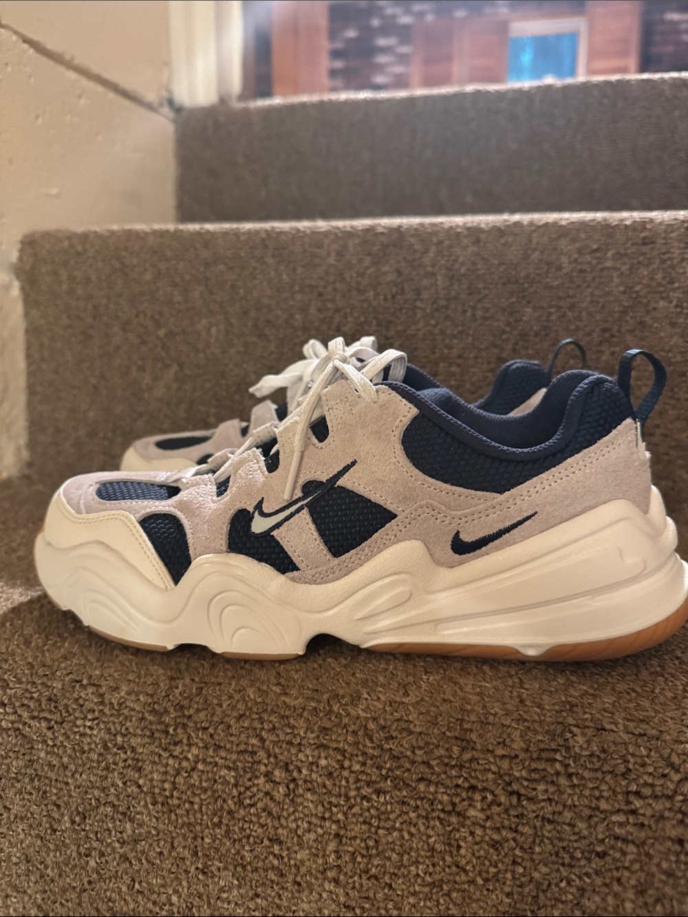 Nike White and Navy Women's Chunky sneaker